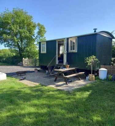 Pitchcombe Other | Merrywell Shepherds Hut