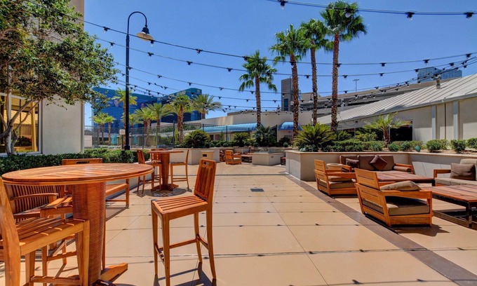 Las Vegas Condo | MGM Signature-09-821 1Br2Ba F1 Strip View Balcony Suite