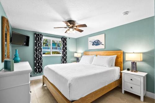 Holmes Beach House | MI Happy Place Sea Turtle 4