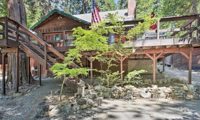 Mi-Wuk Village Cabin | Mi Wuk Cabin just minutes from all the fun!