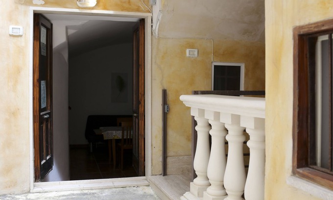 Gallipoli Historic Center Apartment | Micetti Court 1- Historic Center
