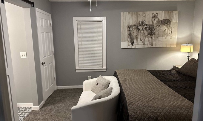 Lexington House | Michelle's on Mill Su