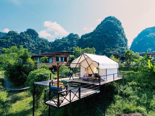 Huu Lung Other | Michi Camp Hữu Liên