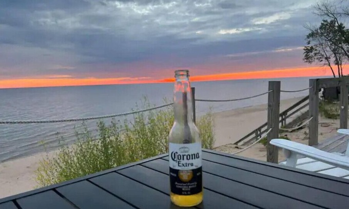 Shelby Cottage | Michigan Mistress