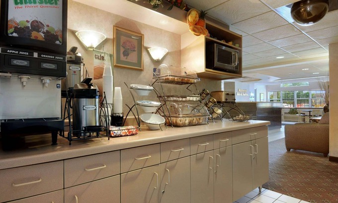 East Bloomington Hotel | Microtel Inn and Suites by Wyndham MSP Airport Bloomington