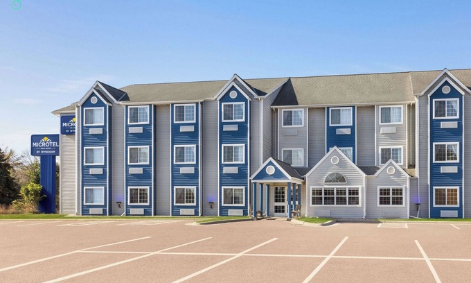 New Ulm Hotel | Microtel Inn & Suites by Wyndham New Ulm