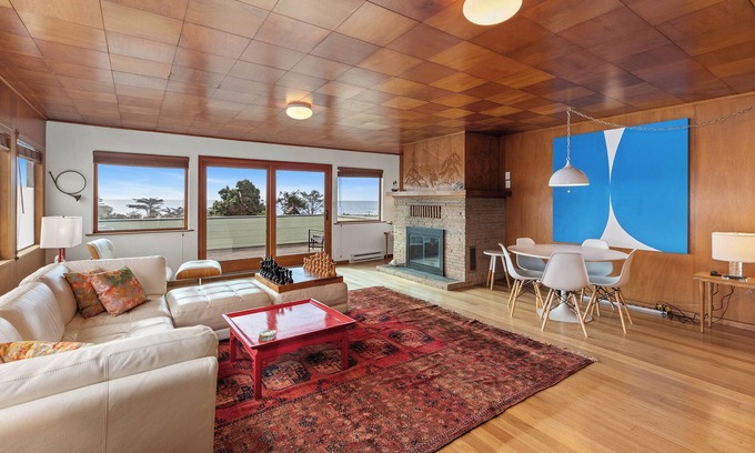 Stinson Beach Apartment | Mid-century Mod Apt - Ocean Views Stinson Getaway