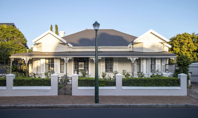 Stellenbosch Central Apartment | Middedorp Villa and Apartments
