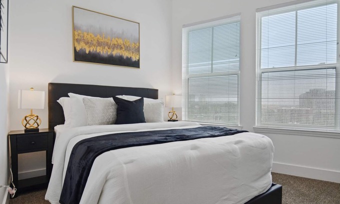 Castleberry Hill Apartment | Midknight Chateau