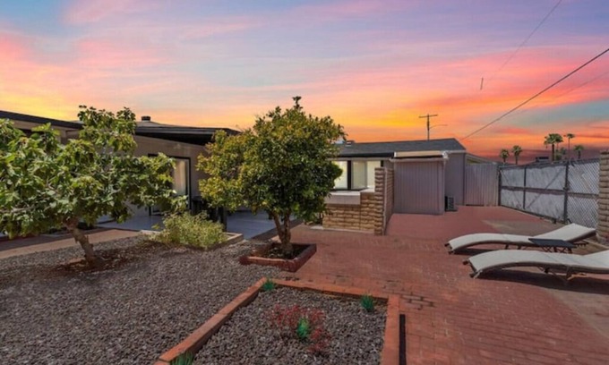 Encanto House | Midtown Studio Unit B Backyard