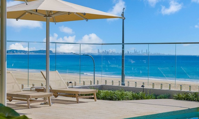 Coolangatta Apartment | Miles at Kirra Point 303 - Luxury Kirra Beachfront - Linen Provided - Min. 2 Night Stays!