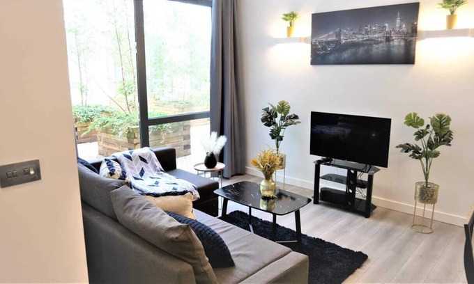 Great Linford Apartment | Milton Keynes