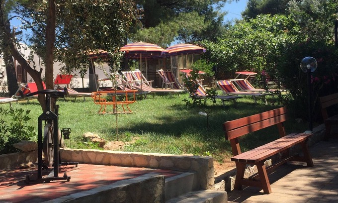 Defensola Bed & Breakfast | MIMOSA C Three-room villa for 6 people 2 bedrooms and living room with 2 beds