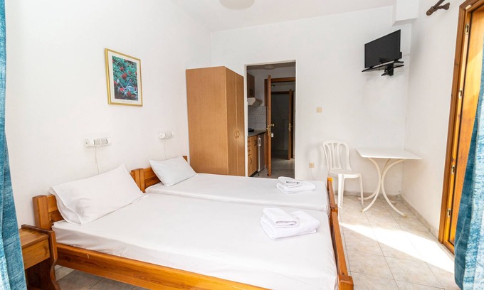 Nea Skioni Apartment | Mina Maria Apartments Double Room with Sea View