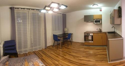 Pradnik Bialy Apartment | Mini Apartament Kraków PN/Cracow NORTH z parkingiem