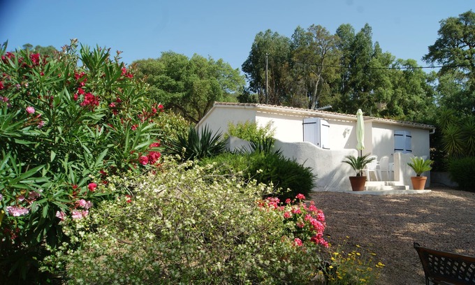 Porto-Vecchio Cabin | MINI VILLA 5 Mn PORTO VECCHIO 4 PEOPLE WITH SHARED POOL