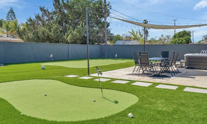 Southwest Anaheim House | Minnie's Marvelous Escape 8 minutes to Disney & Convention Center