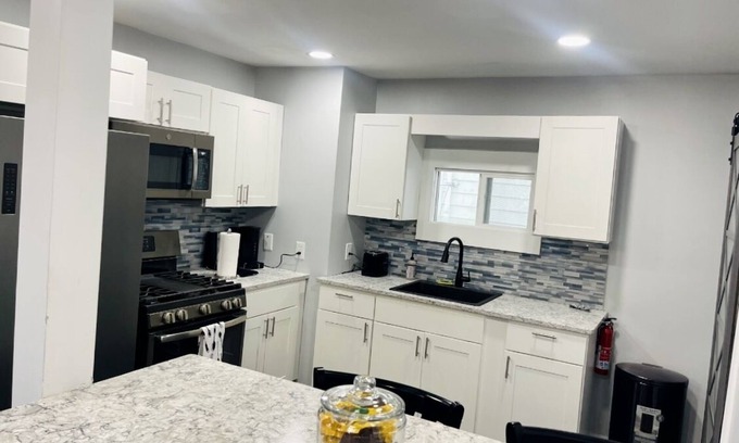 Lackawanna House | Minutes from all major Buffalo sports and entertainment venues! Stay in style!