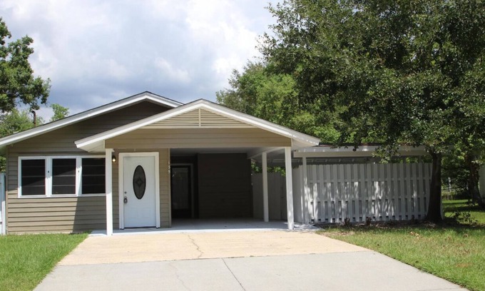 Ocean Springs House | Minutes from downtown Ocean Springs and the Gulf Coast Beaches