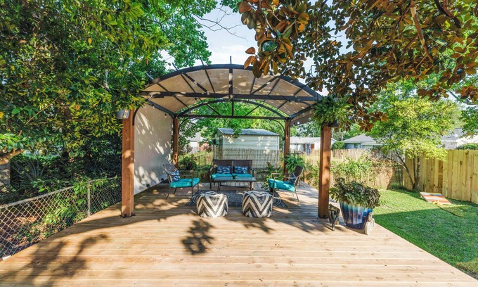 Fort Walton Beach House | Minutes from the beach!