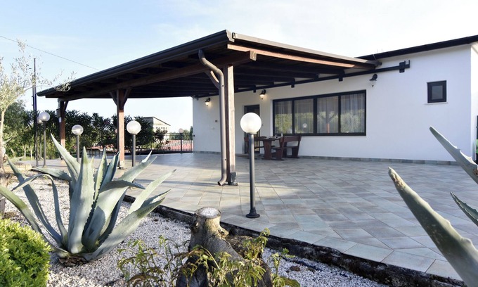 Crveni Vrh Apartment | Mira two-bedroom apartment