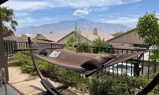 Desert Hot Springs House | MIRACLE Natural Famous Hot Mineral Springs Water Villa Desert Oasis ,EV CHARGER