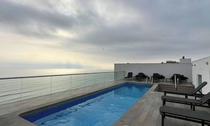 Santa Cruz Apartment | Miraflores luxury oceanfront apartment