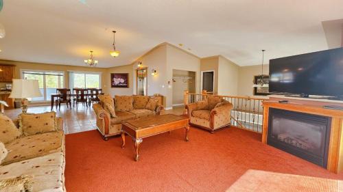 Grande Cache Hotel | Misty Mountain Inn & Suites