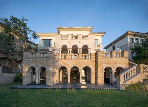 Dapeng Hotel | Miyue Shenzhen Roman Holiday Bubble Pool hotel