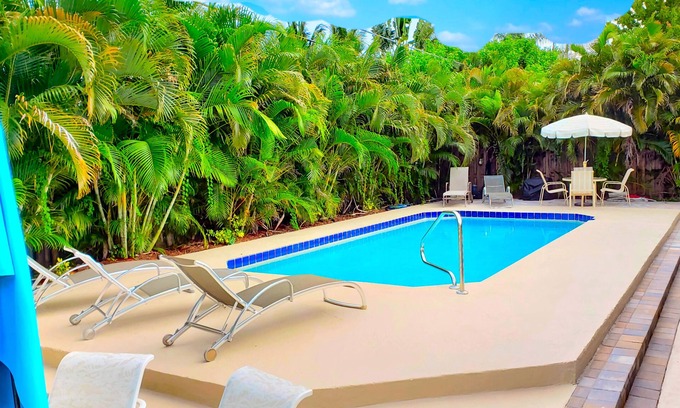 Palm Beach Gardens House | MNO PRIVATEhome HEATED POOL 5min2StadiumBeachPGA!