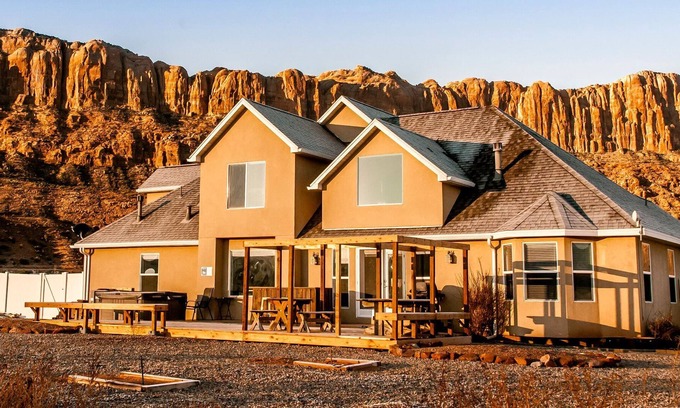 Moab South Valley House | Moab Desert Home | 4 Bed, 2.5 Bath