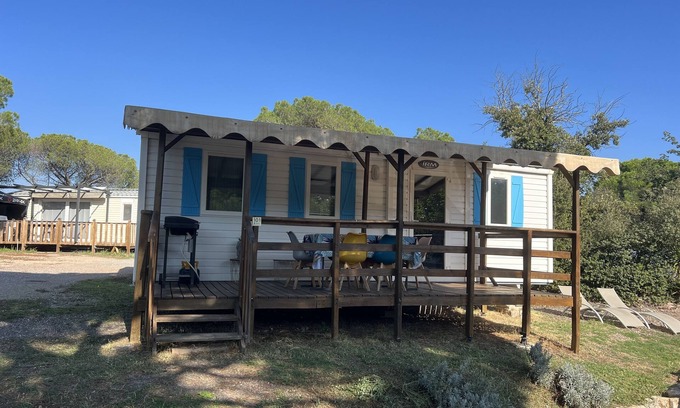 Puget-sur-Argens House | Mobil Home 6 Personnes +2 Possibles, Dans Camping 4, Piscine