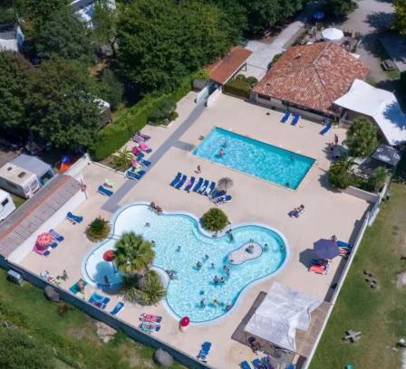 Sainte-Eulalie-en-Born Other | Mobil home dans camping familial piscine
