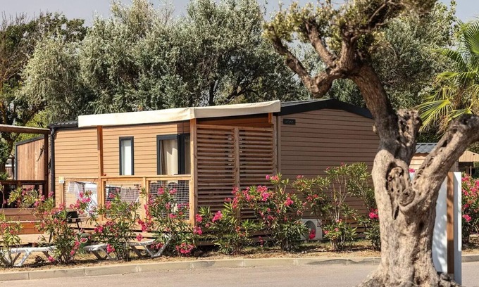 Carry-le-Rouet House | Mobil-home | Premium | 2 Bedrooms | 4 persons | Raised terrace | A/C | TV