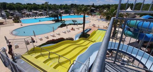 Vias House | Mobil-Home VA 04 à Vias - La Carabasse - Camping Siblu avec piscine payante