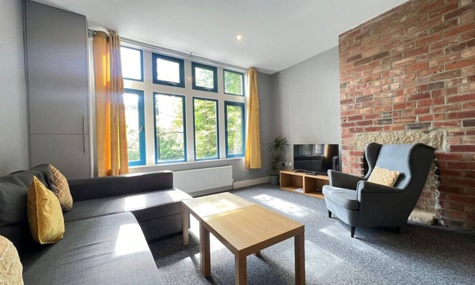 Chapeltown Condo | Modern 1 bed apartment on edge of city centre (3)