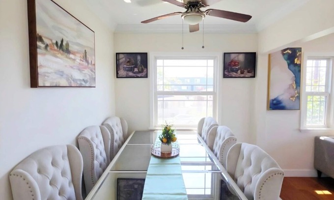 Hawthorne Apartment | Modern 1BR/1BA Apartment – 5 Mins to SoFi Stadium & LAX!