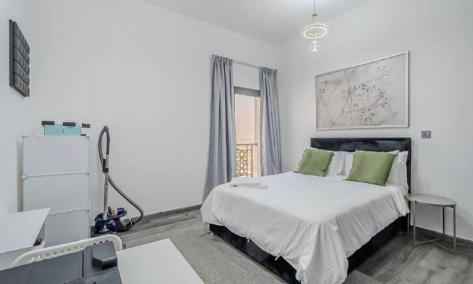 Dubai Apartment | Modern 1BR Apt in Dubai Oasis