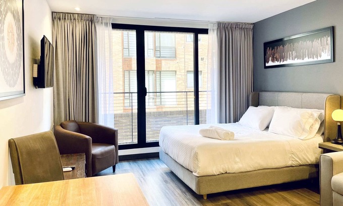 Chico Norte III Apartment | Modern 1BR in Luxury Building in Chico