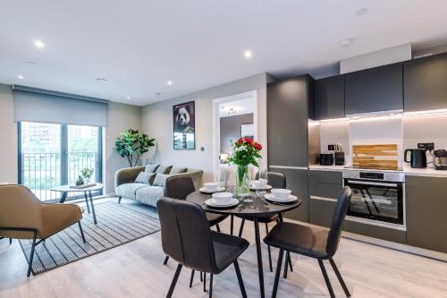 Holbeck Apartment | Modern 2 Bed Flat Leeds City Centre