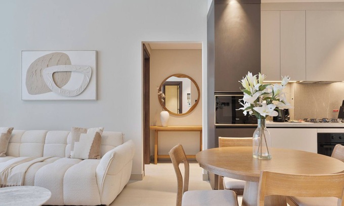 Al Barsha Apartment | Modern 2 BR Apartment near Dubai Butterfly Garden