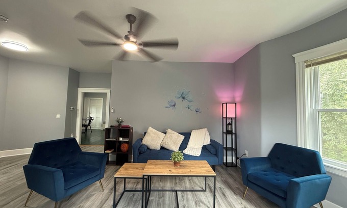 Forest Grove Apartment | Modern 2BR, A min walk to Indian Lake, 1st Floor