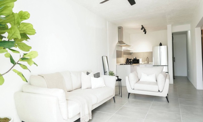 Gobernador Pinero Apartment | Modern 2BR Apt in San Juan City, "Concert Stays"