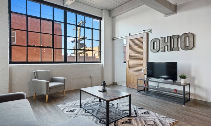 Downtown Cleveland Bed & Breakfast | Modern 2BR Gem in the City’s Heart