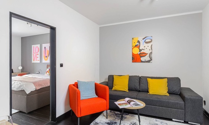 Karlin Apartment | Modern 3-bedroom apartment with balcony