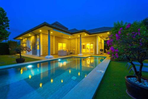 Hua Hin House | Modern 3 Bedroom Pool Villa - MR54