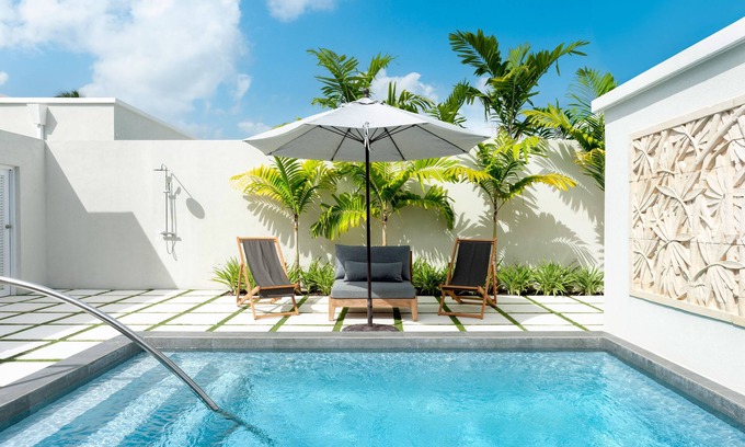 Porters Villa | Modern 3 bedroom villa in gated community. Just 5 mins to Holetown & Beaches
