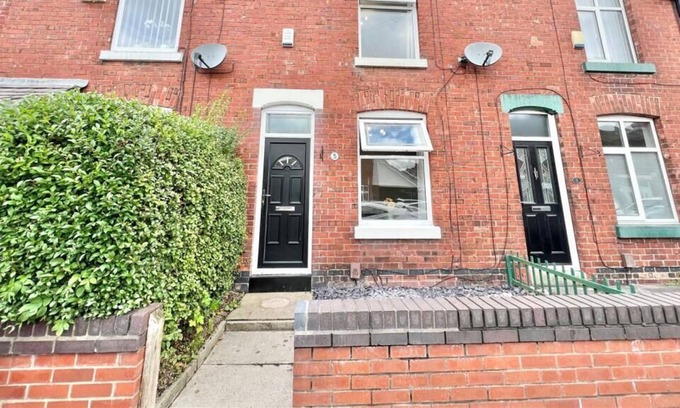 Offerton House | Modern and cosy terrace