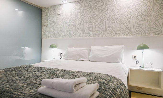 Moncloa - Arguelles Apartment | Modern and Elegant apartment in Arg&uuml;elles with 2 Suites and Dressing Room &ndash; Ideal for Families