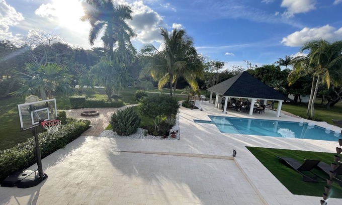 Ludlam Other | Modern and luxury 5 acres farm house in Miami Fl.